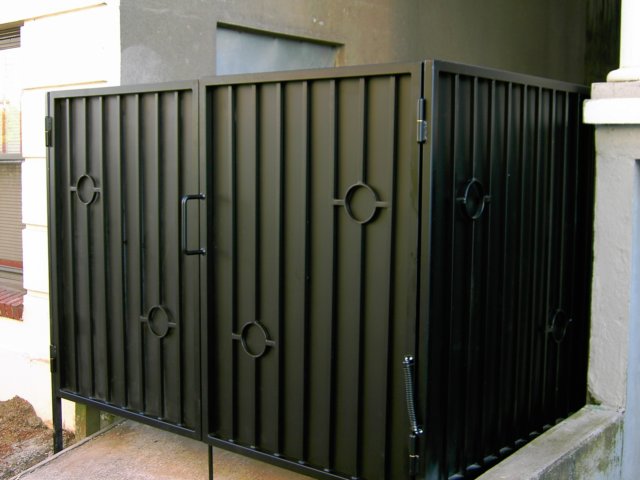 fencing_4.jpg